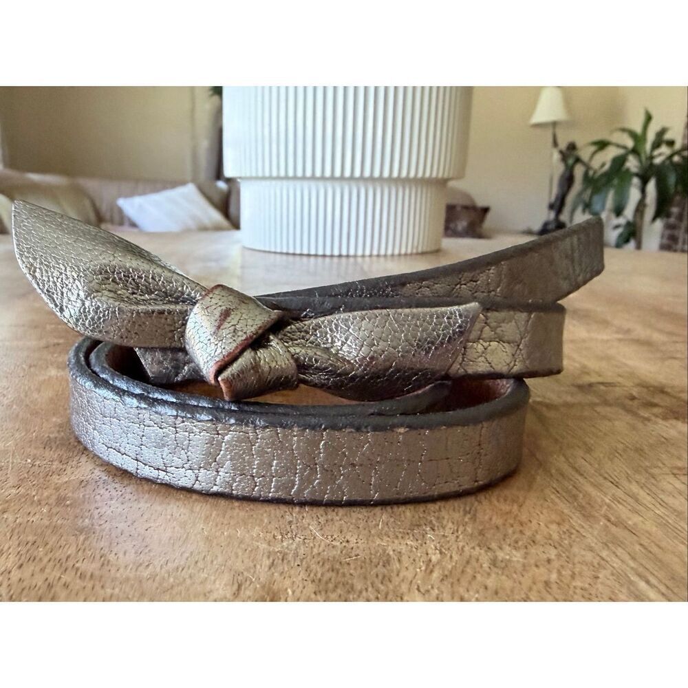 Banana Republic Metallic Leather Skinny Belt Knot Style Pewter Silver
